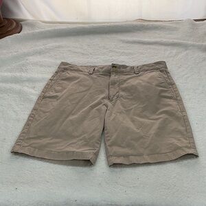Vineyard Vines Men's Khaki Flat Front Shorts